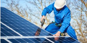 Installation Maintenance Panneaux Solaires Photovoltaïques à Luzeret
